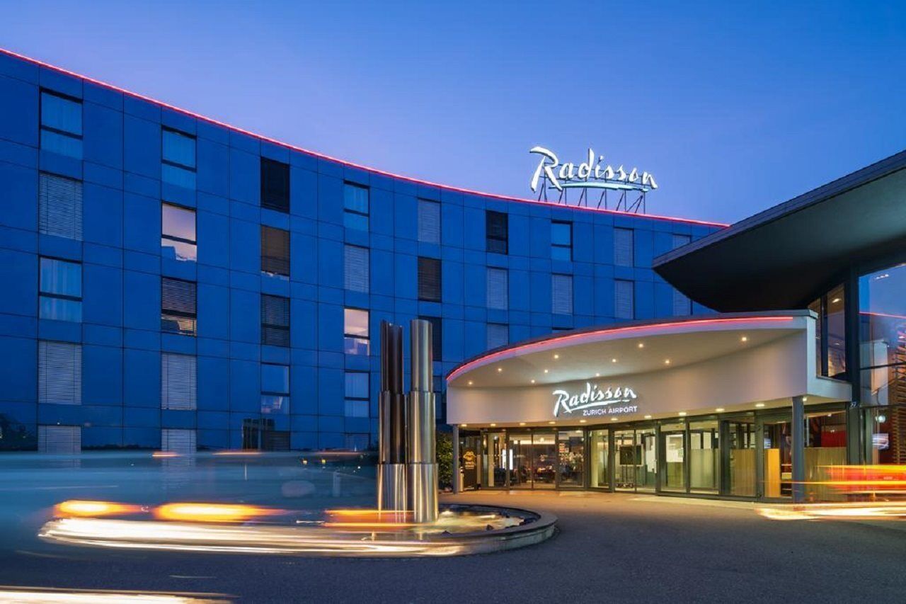 Radisson Hotel Zurich Airport Рюмланг Экстерьер фото
